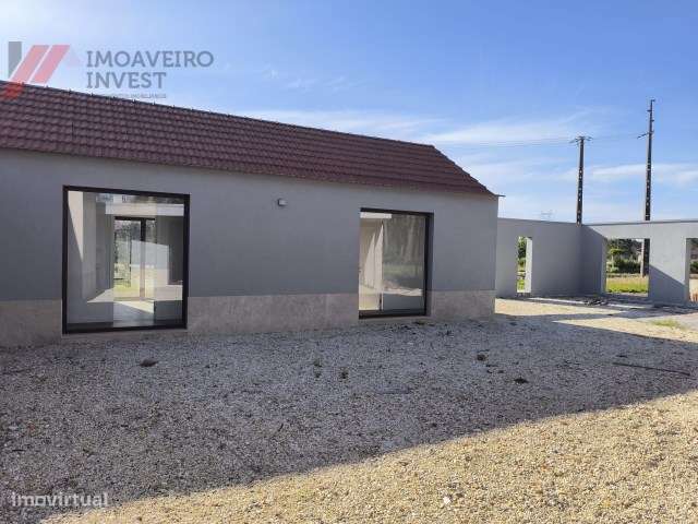 Moradia T4 Renovada com Jardim  Sanguinheira Cantanhede-10