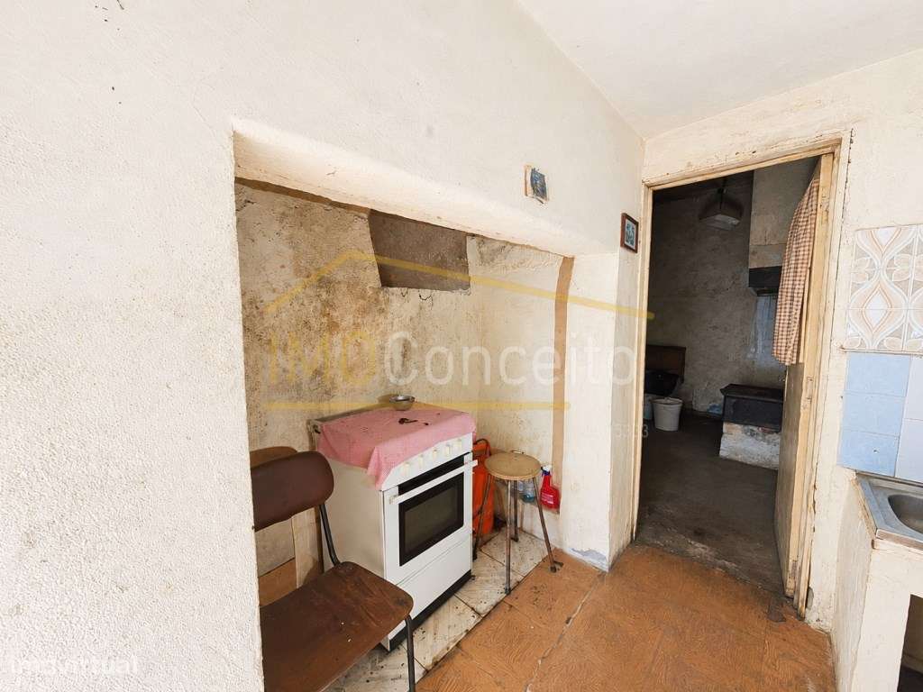 Casa tradicional para renovar - Rexaldia - TORRES NOVAS-24