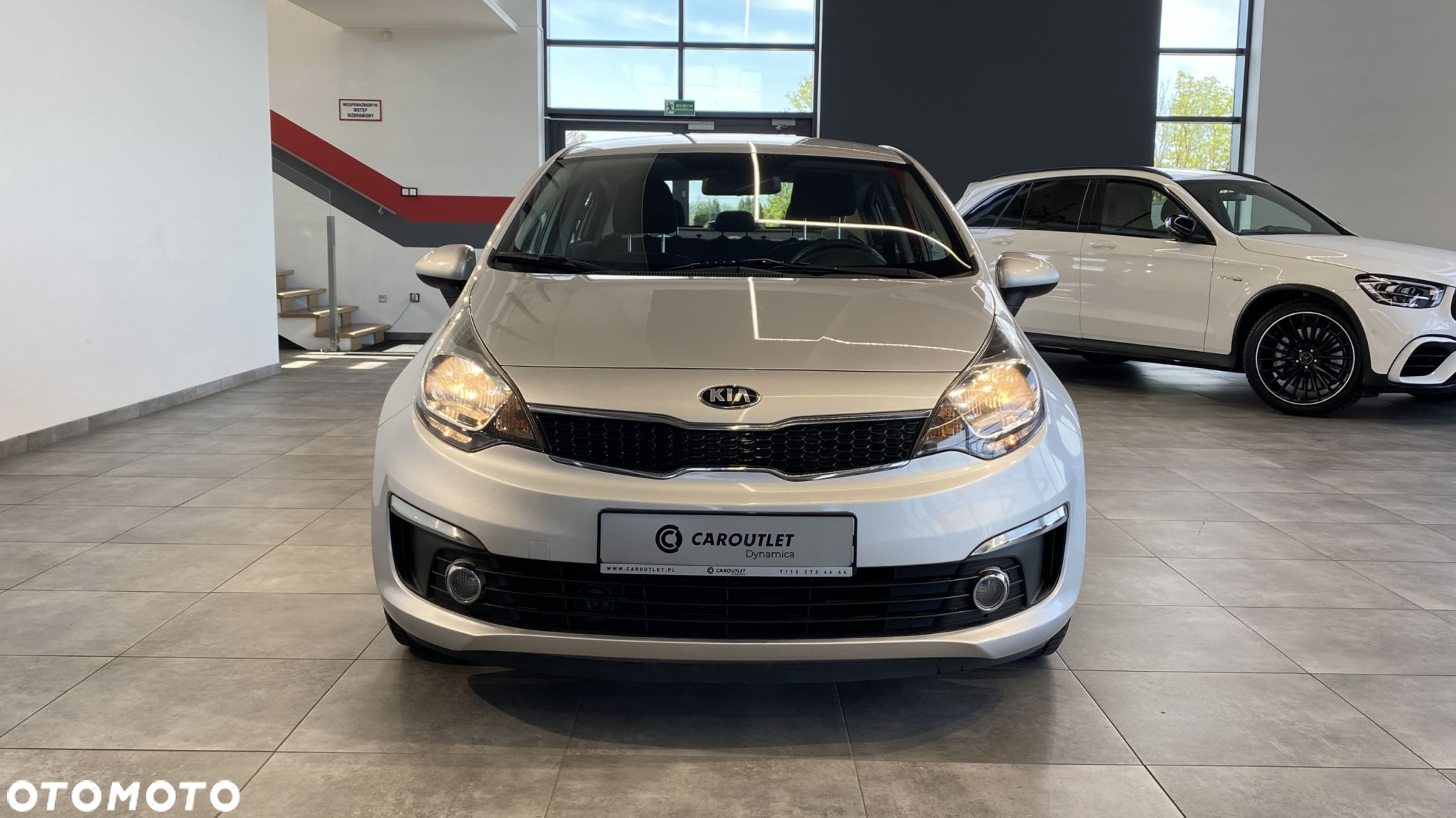 Kia Rio - 4