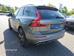 Volvo XC 60 B5 D AWD Ultimate Dark - 3