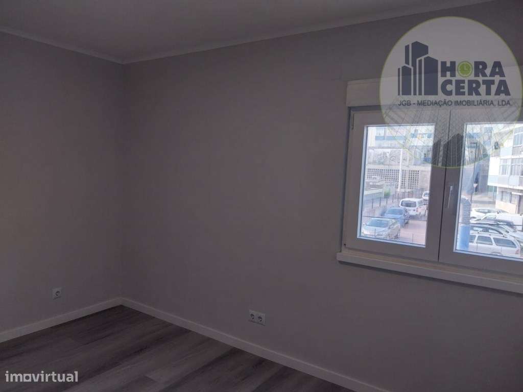 Apartamento T3 Laranjeiro!-11