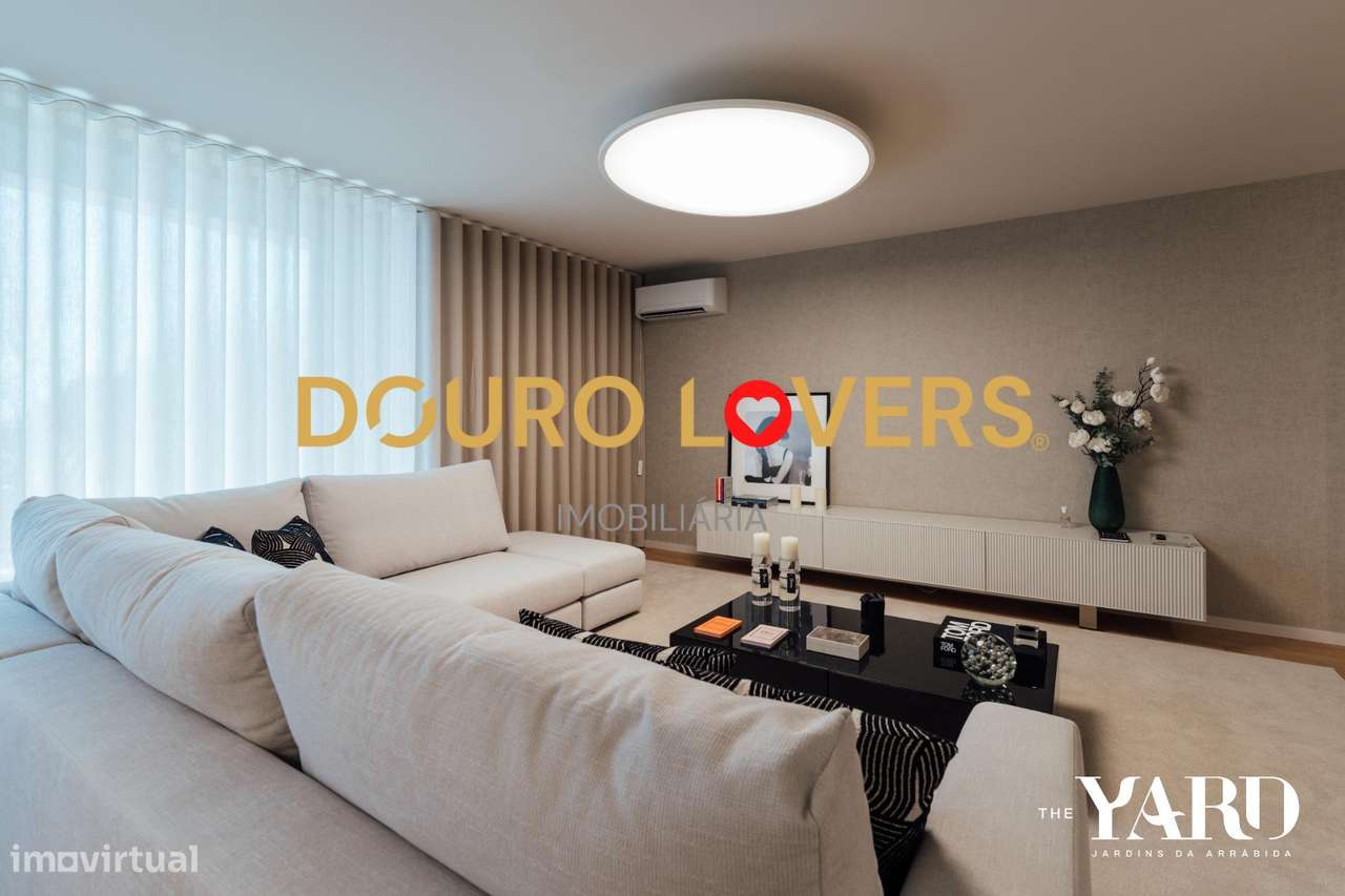 APARTAMENTO T4 | VARANDA | JARDINS D'ARRÁBIDA-9