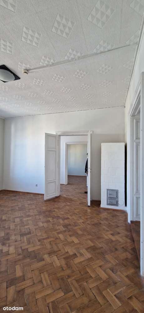 Kamienica w CENTRUM Tarnowa z oknami na Tarnowski Teatr!-11