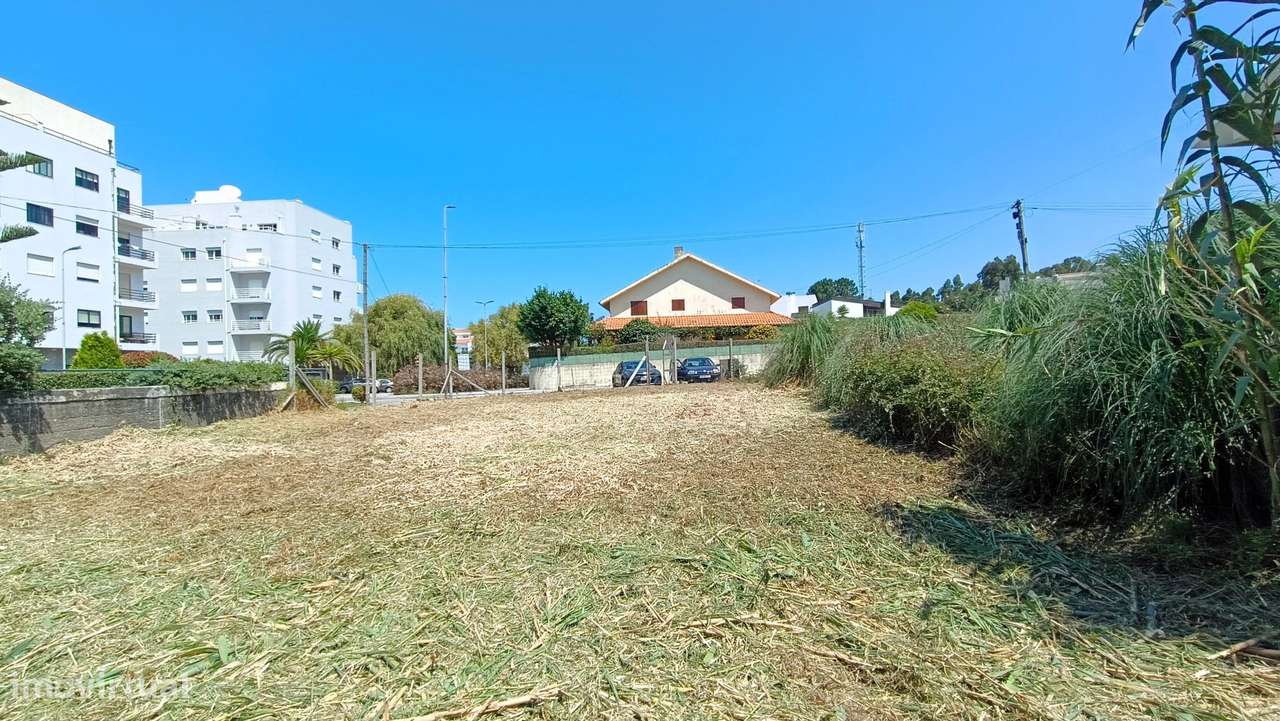 Lote c/387m2, p/Construção Moradia c/344m2-4