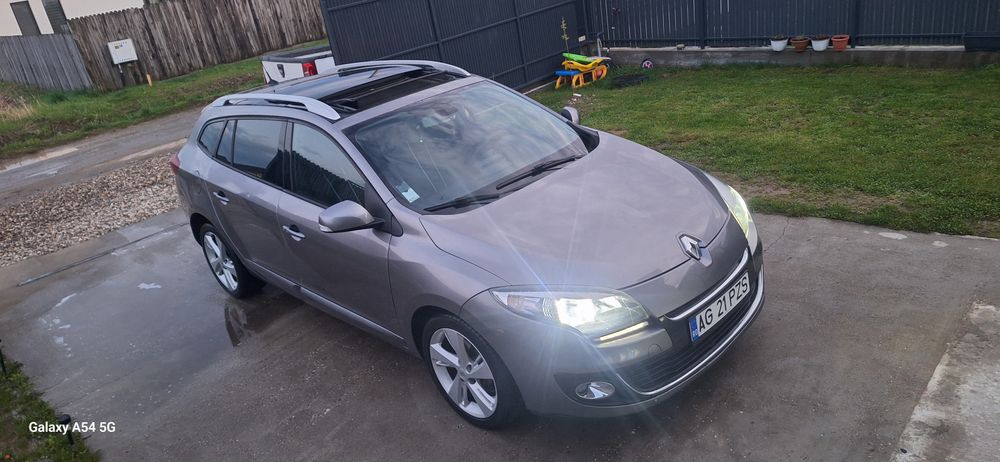 Renault Megane III [2008 - 2016] 1.5 dCi EDC Olympic 2013