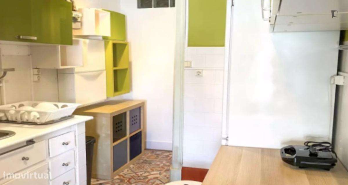 Quarto - localizado em Arroios Lisbon - Grande imagem: 3/10