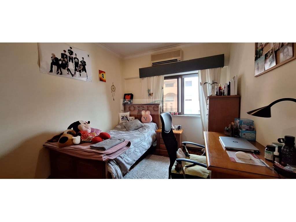 Apartamento T2 com arrecadação-12