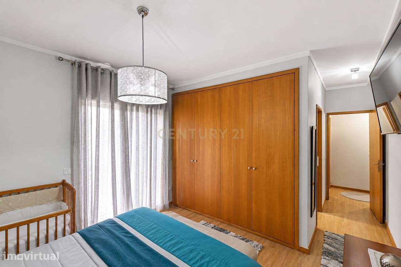 T2 EM ERMESINDE — 106 m², ÁREAS EXTRAORDINÁRIAS E QUALIDADE IMPECÁVEL-10