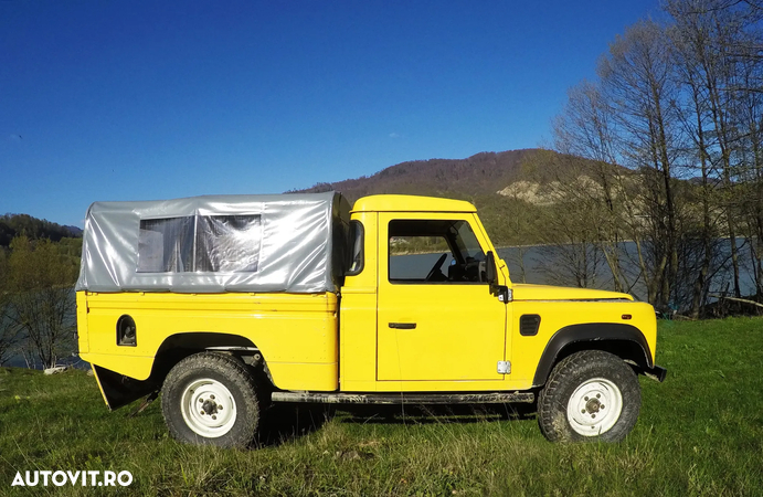 Land Rover Defender 110 High Capacity Pick Up - 6