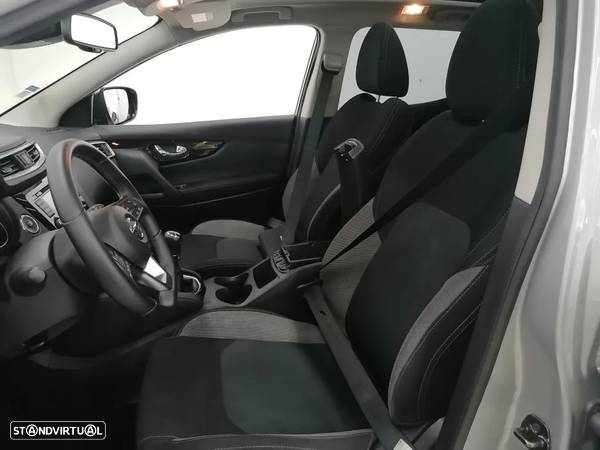 Nissan Qashqai 1.3 DIG-T N-Connecta J18 - 6