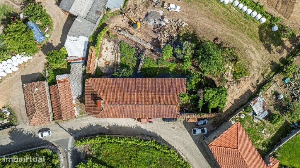 Casa Senhorial em Cunha, Braga – Excelente Oportunidade de Investiment-22