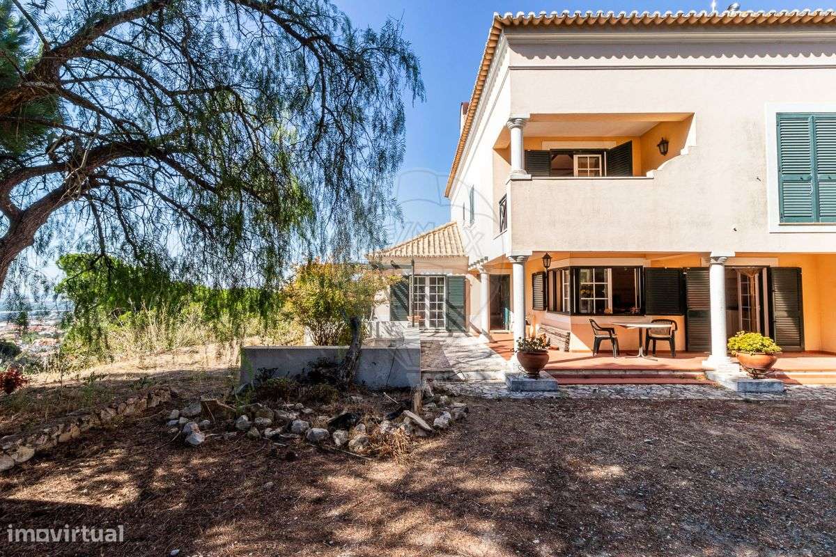 Moradia T14 para venda - Grande imagem: 3/48