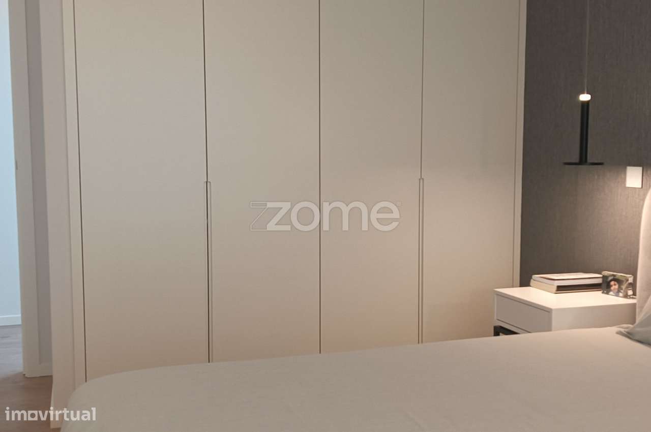 Moradia Térrea Semi- nova com piscina-24