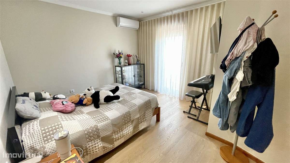 Moradia T4-Póvoa de Varzim-Centro-Acessos-2 Garagens Fechadas-12