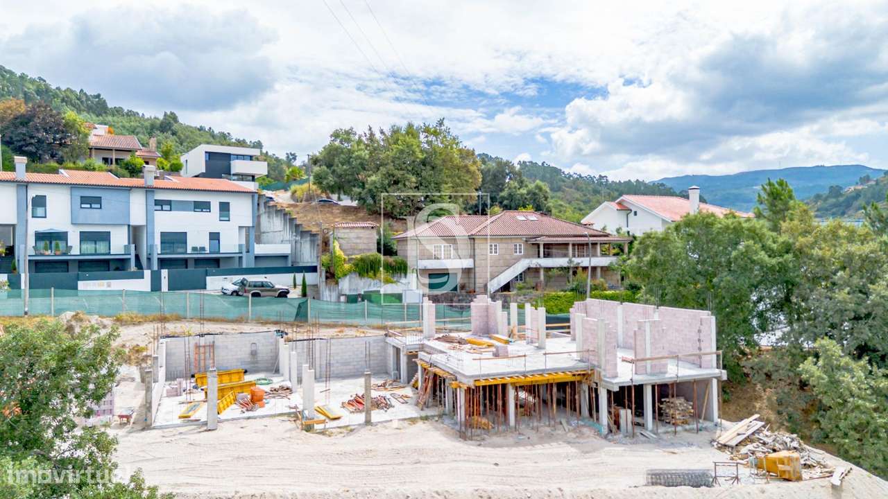 Moradia em Banda T3-28