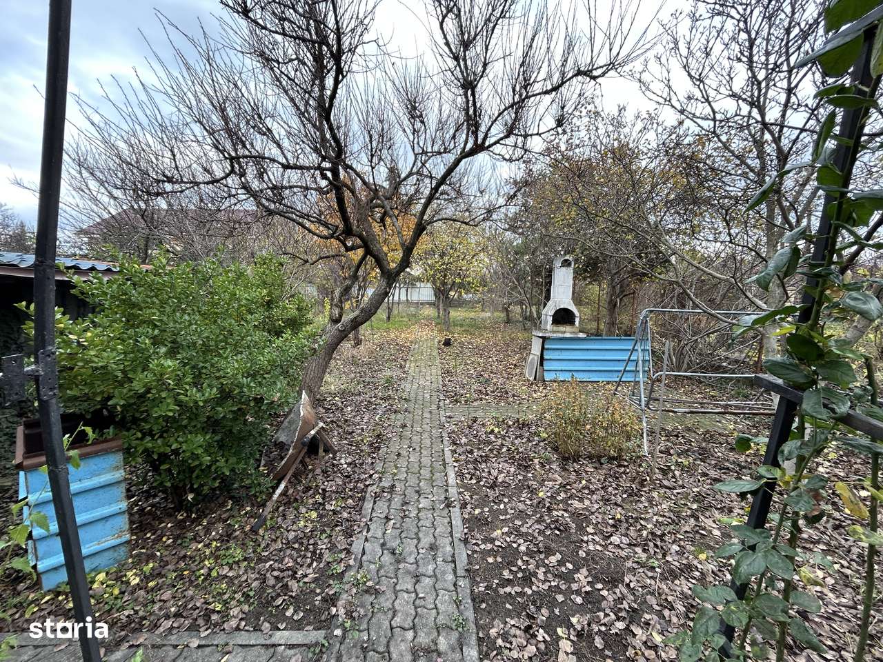 Vand casa mare, din caramida,situata in Parneava, st.972 mp, sc.230 mp-13