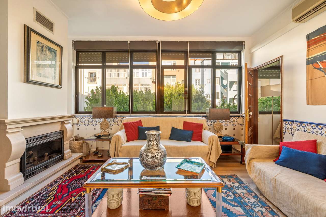 Apartamento T3  remodelado junto ao Jardim da Parada, Campo de Ourique - Grande imagem: 4/28