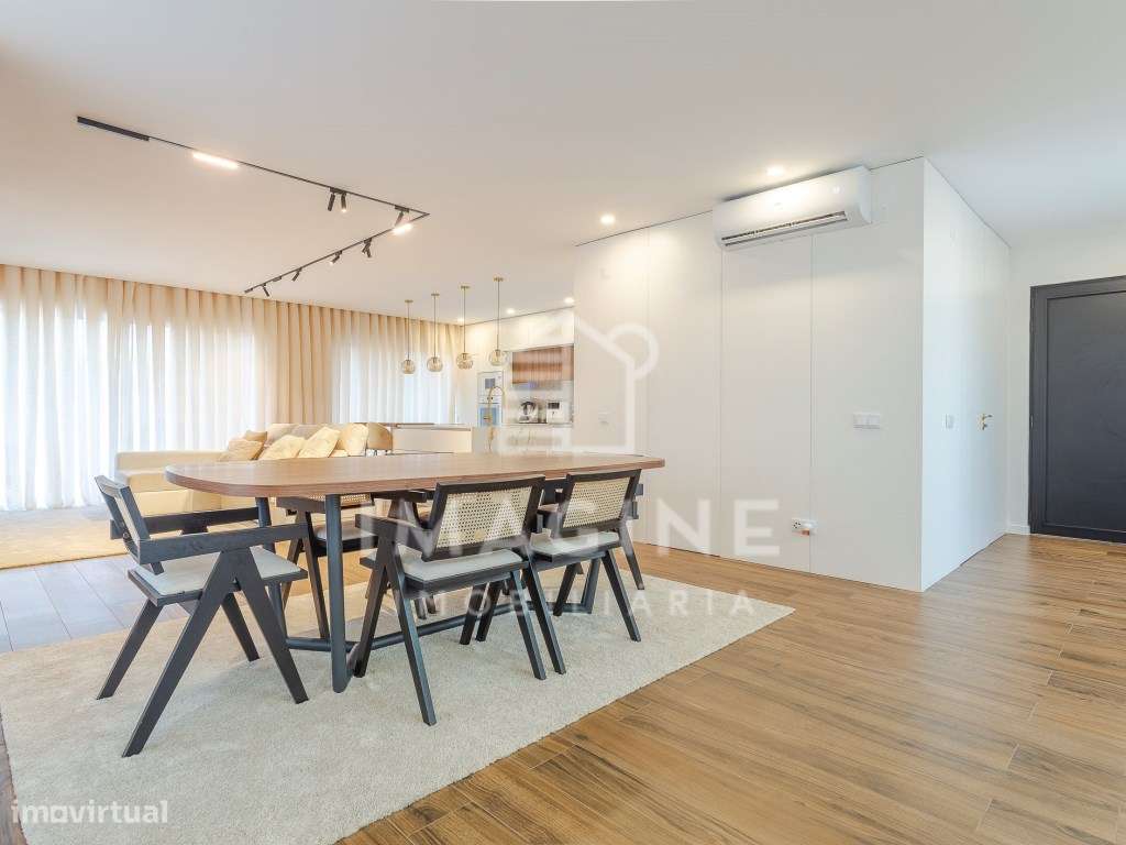 Moradia V2 com possibilidade de passar a V3, de Arquitetura Moderna... - Grande imagem: 4/60