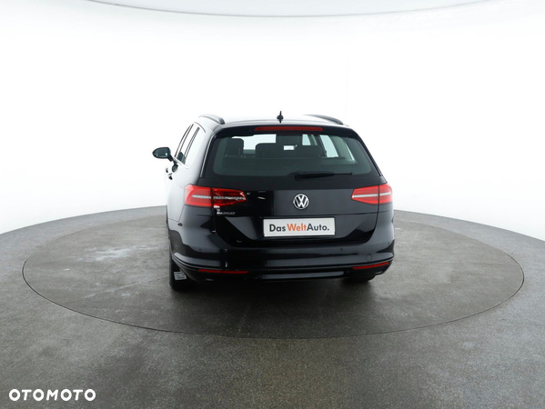 Volkswagen Passat 2.0 TDI BMT Comfortline DSG - 16