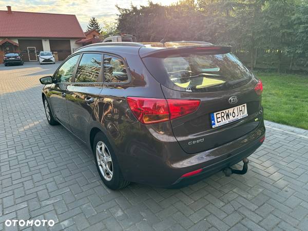 Kia Ceed Cee'd 1.4 CRDi L - 5