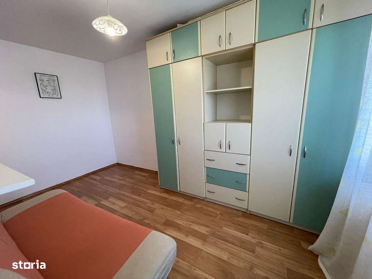 GARS. PIATA SUDULUI, PET-FRIENDLY, BUCATARIE INCHISA, METROU 8 MIN - Imagine principală: 3/6