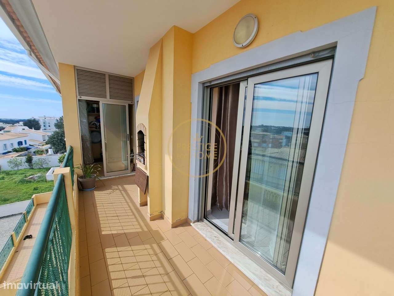 Apartamento T3 de Qualidade Superior com Garagem em Box, Arrecadação e-18