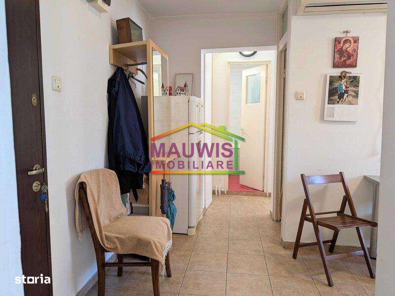 Mosilor / Eminescu / bl 1982 / decomandat / et 5 /-1