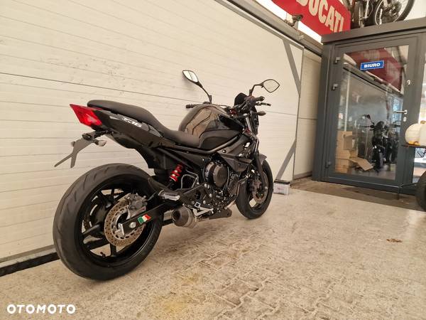 Yamaha XJ - 19