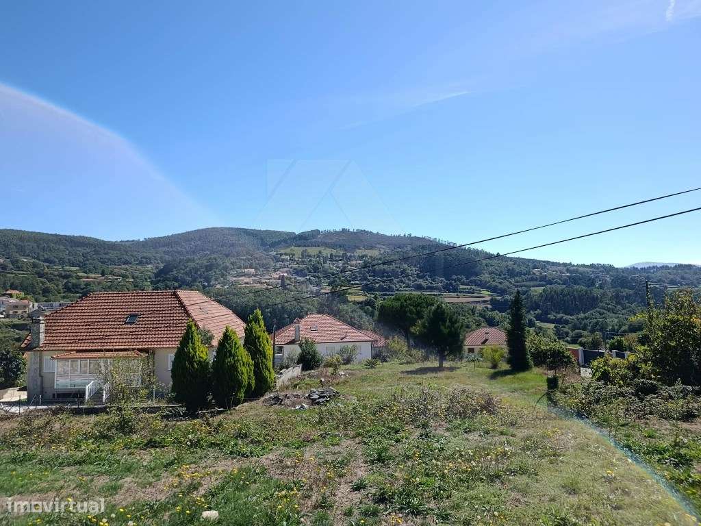 Terreno para Construção com 590 m²-3