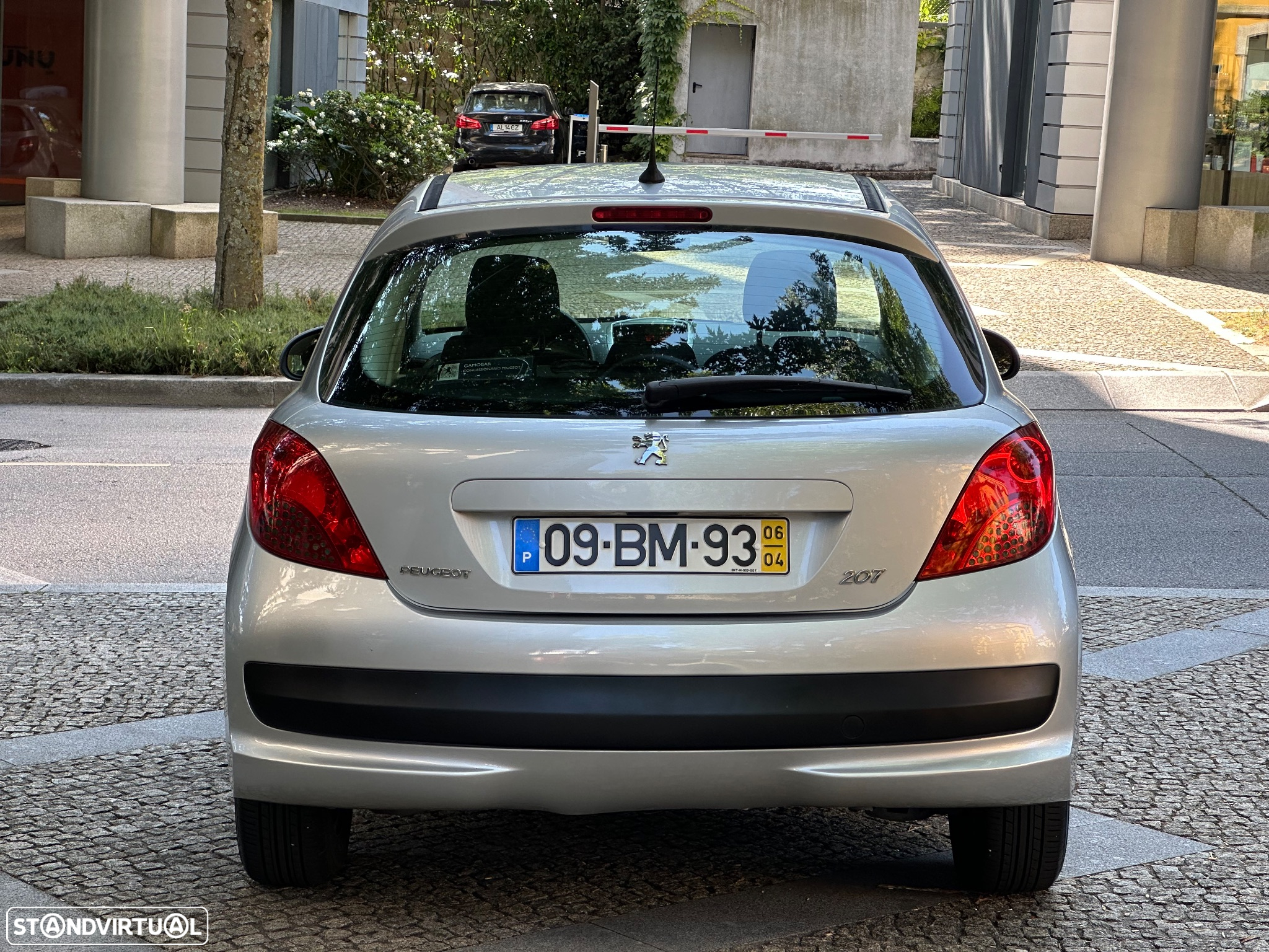 Peugeot 207 1.4 HDi Trendy - 21