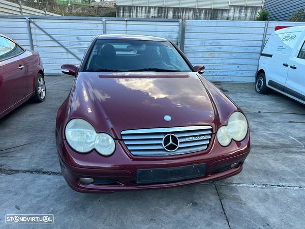 MERCEDES SPORT COUPÊ (W203) 180 GASOLINA DE 2002 PARA PEÇAS - 2