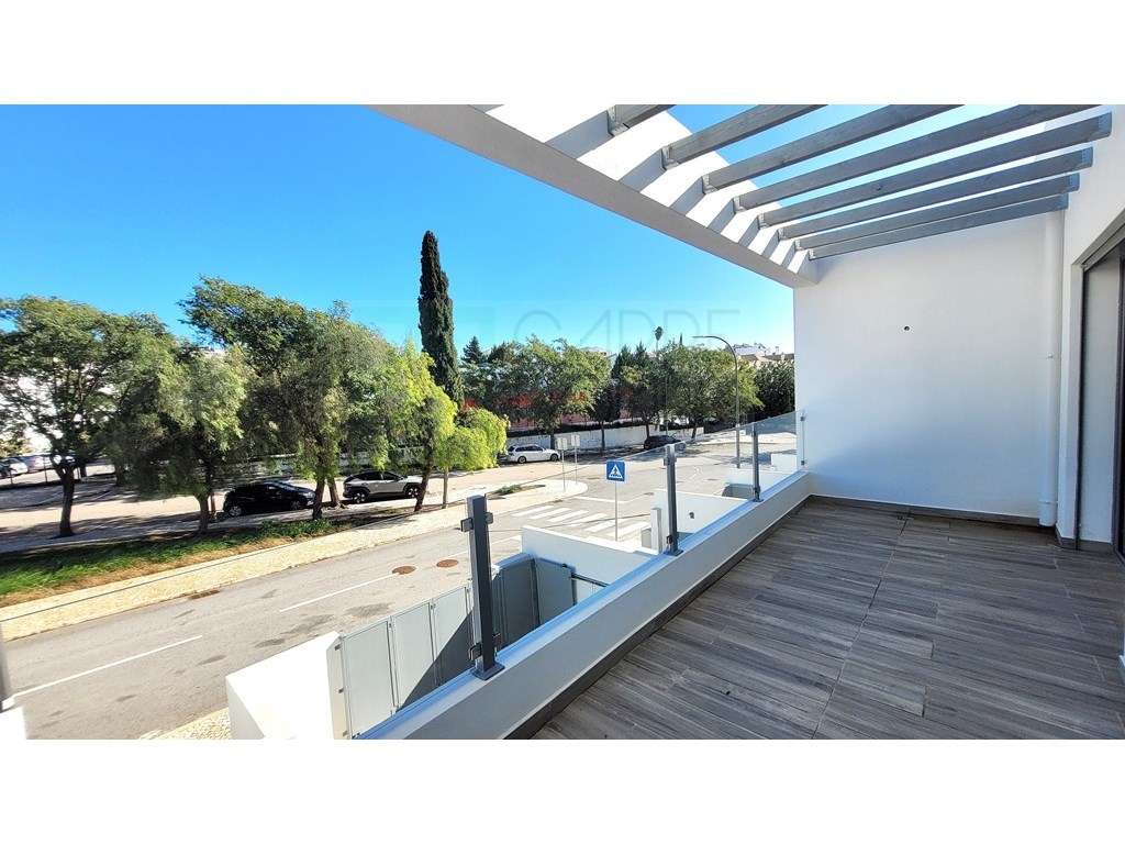 Exclusiva Moradia T3+1 em Tavira - Modernidade, Conforto e Qualidad... - Grande imagem: 4/35