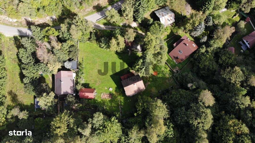 Problema e orașul. Soluția: un pârâu în curtea ta. Rasca/Valea Fericir-11