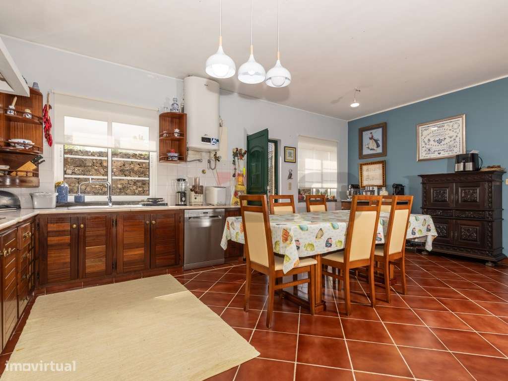 Moradia Térrea Isolada - Pico da Pedra - Grande imagem: 3/41