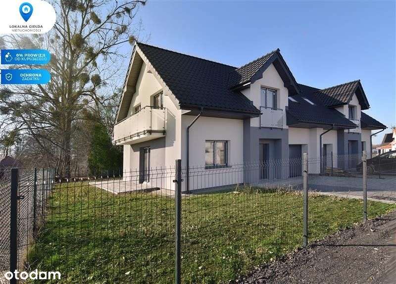 Wnętrze wyszpachlowane i pomalowane na biało-11