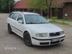 Skoda Octavia 1.8T Tour Plus - 4