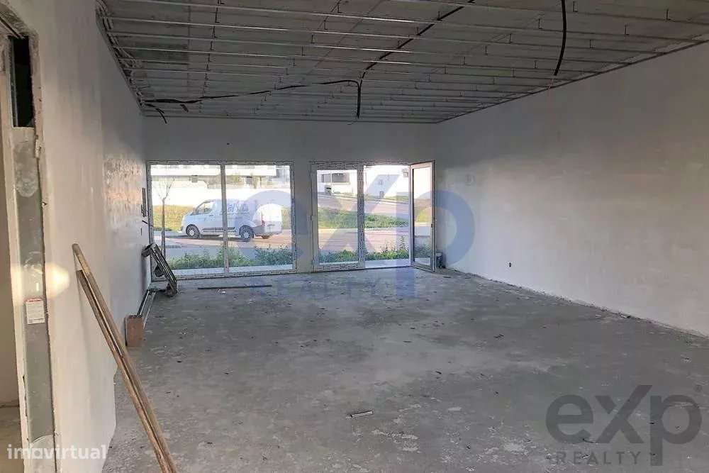 Oportunidade Única: Espaço Comercial em Casais de Mestre Mendo - Grande imagem: 4/34