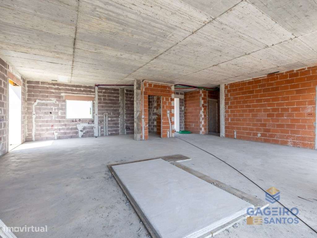 Moradia T3 com piscina, em construção, a 10 minutos da baía de São ... - Grande imagem: 5/36