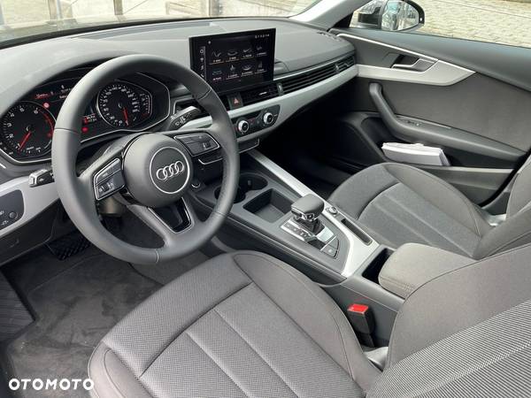 Audi A4 35 TFSI mHEV S tronic - 10