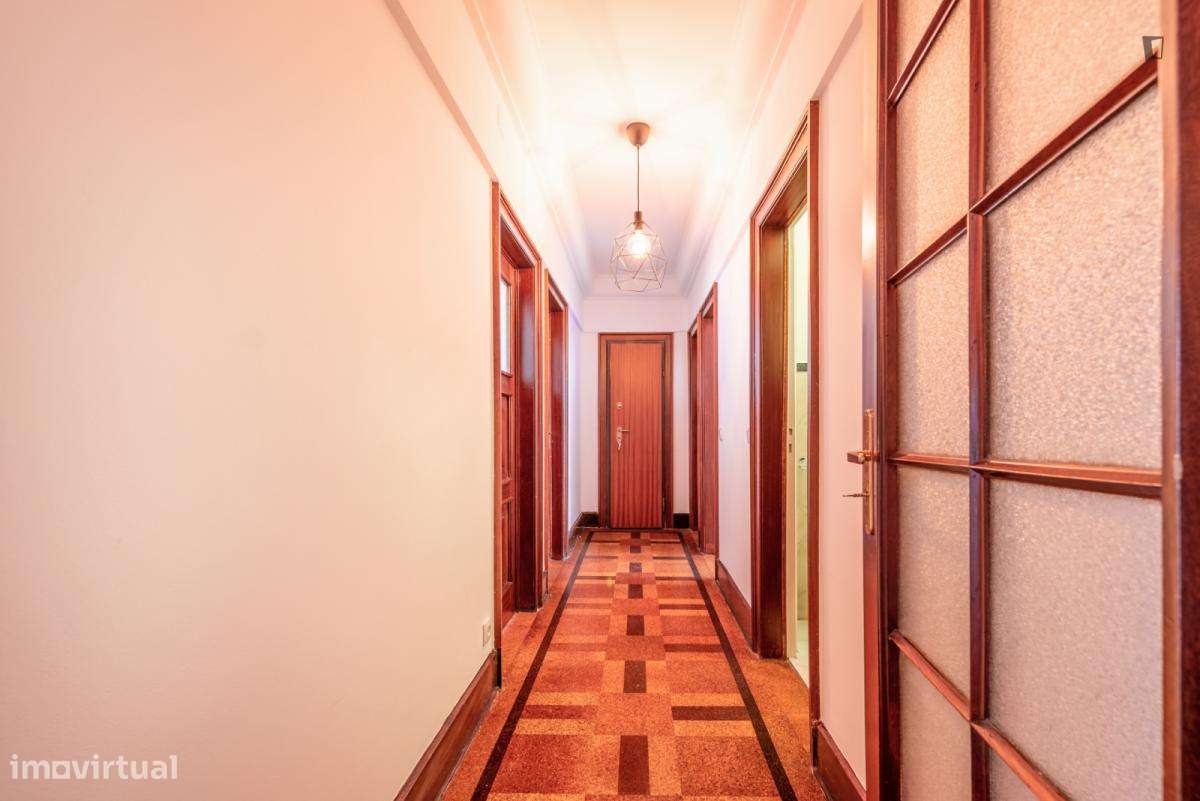 Quarto - localizado em Picoas Lisbon - Grande imagem: 5/9