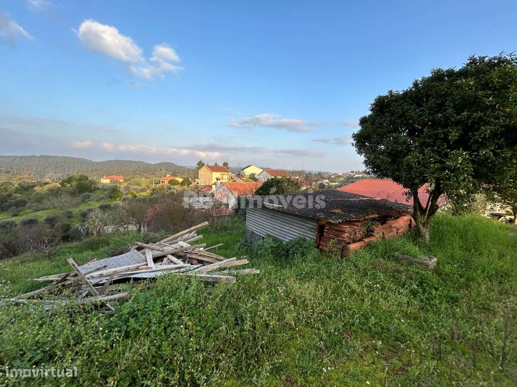 Moradia T2 para recuperar com terreno - Linhaceira, Tomar - Grande imagem: 5/34