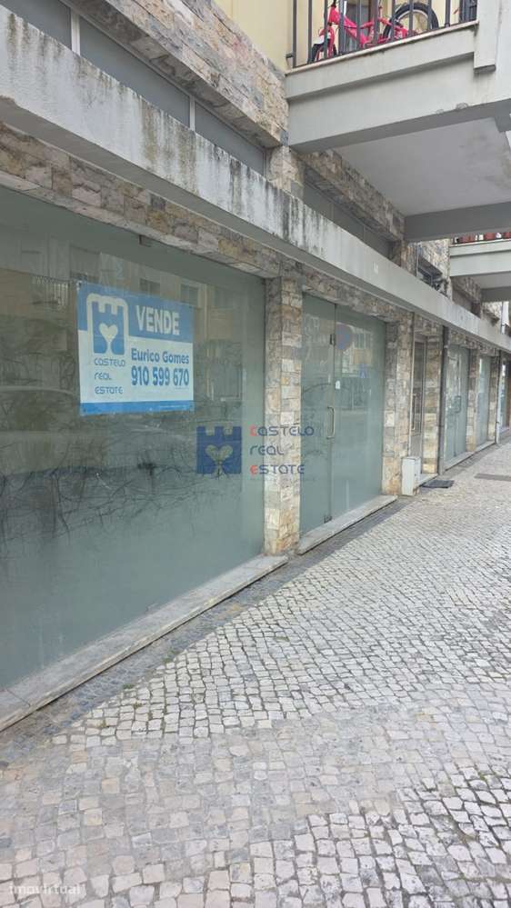 Lojas para comércio/habitação em Ourém-1