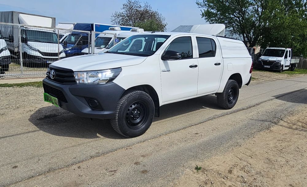 Toyota Hilux 4x4 Double Cab M/T Comfort 2019