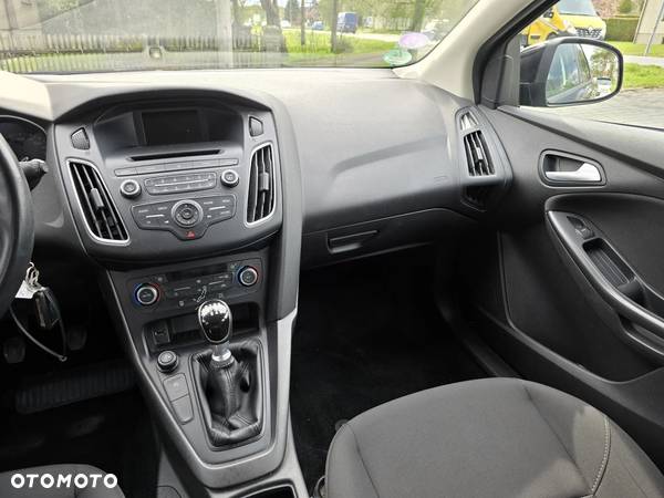 Ford Focus 1.0 EcoBoost Start-Stopp-System Business Edition - 28