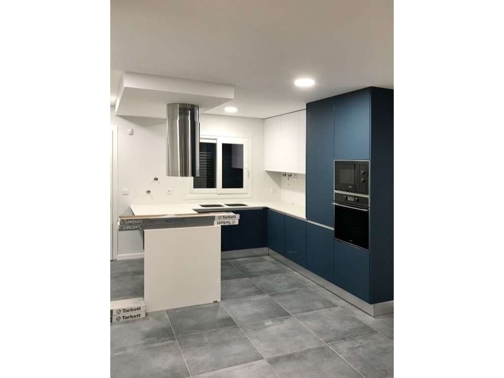 Moradia T4 , 3 suite's e piscina Fernão Ferro - Grande imagem: 2/7