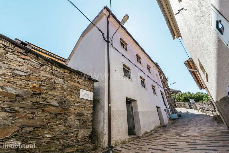 Moradia T3 / Covilhã, Sobral de São Miguel - Grande imagem: 2/19