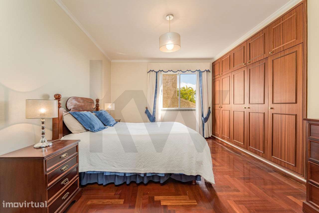 Moradia T4 em São Martinho-32