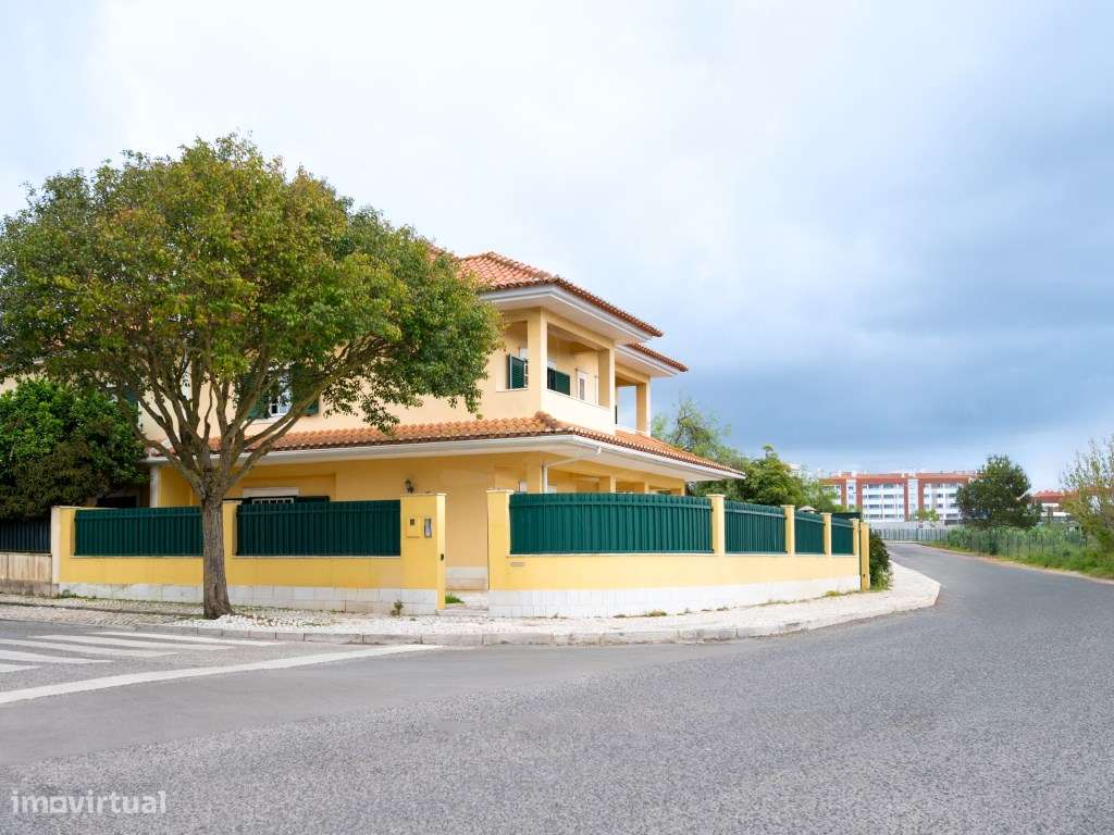 Moradia T3 com jardim | Cascais-27