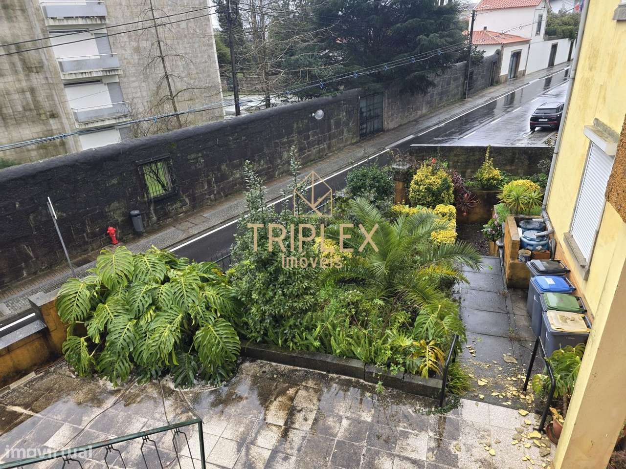 Moradia T6 para recuperar - Avª Afonso Henriques-19