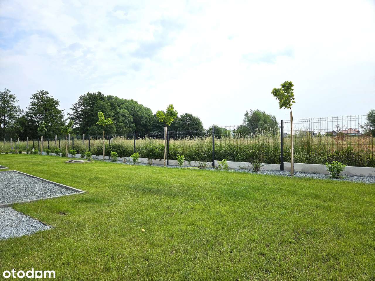 Bliźniak w wysokim standardzie | Garaż w bryle + Pompa Ciepła-11